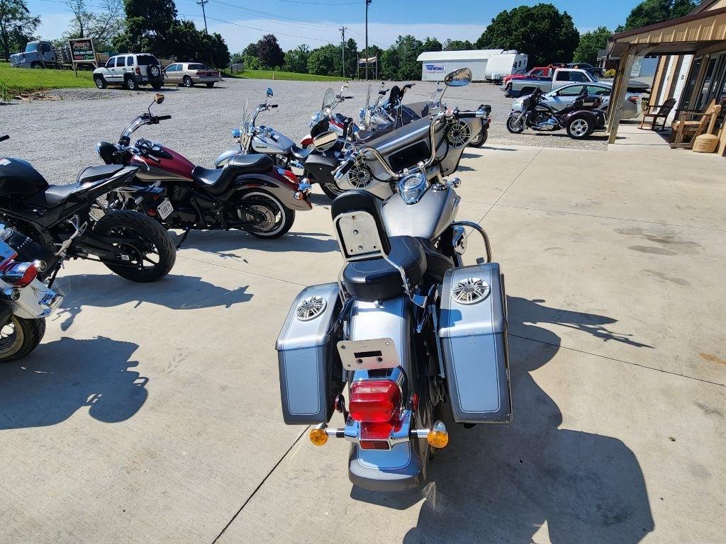 Suzuki Intruder Volusia  2002