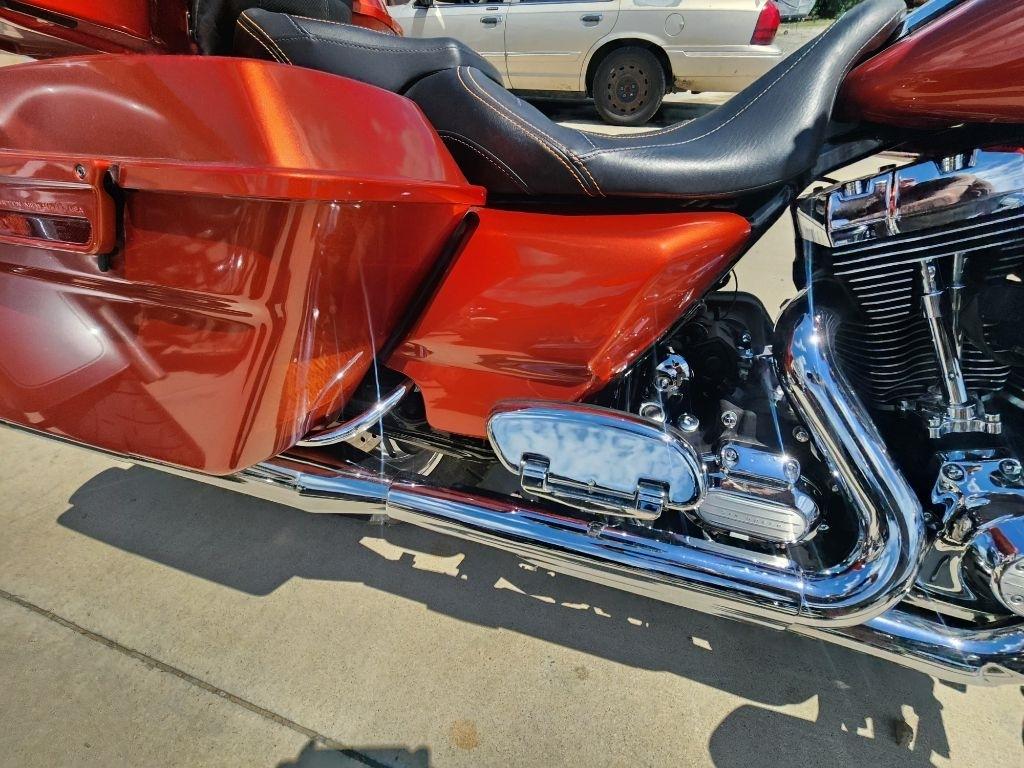 Harley-Davidson FLHX103  2011
