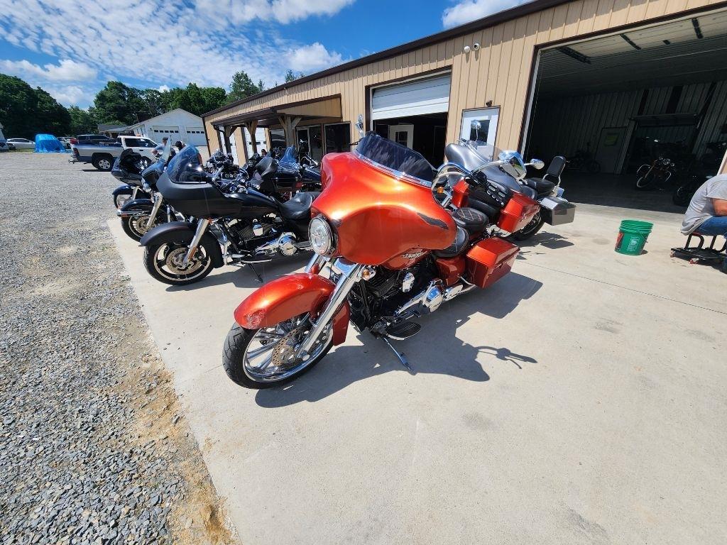 Harley-Davidson Street Glide  2011