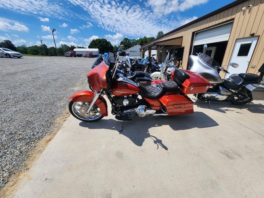 Harley-Davidson Street Glide  2011