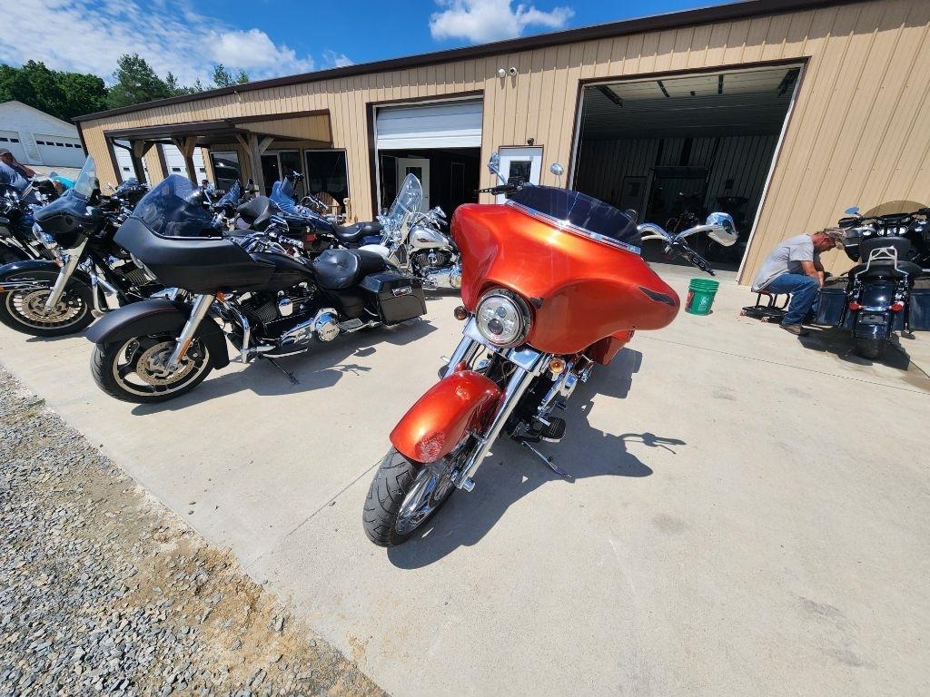 Harley-Davidson Street Glide  2011