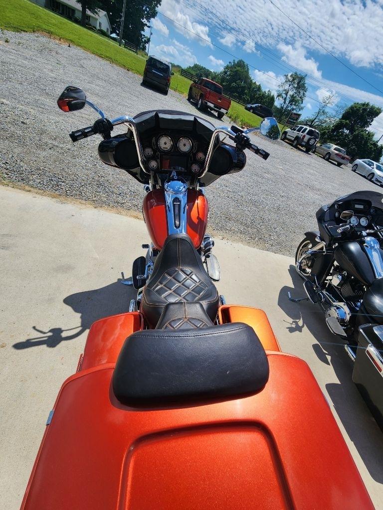 Harley-Davidson Street Glide  2011