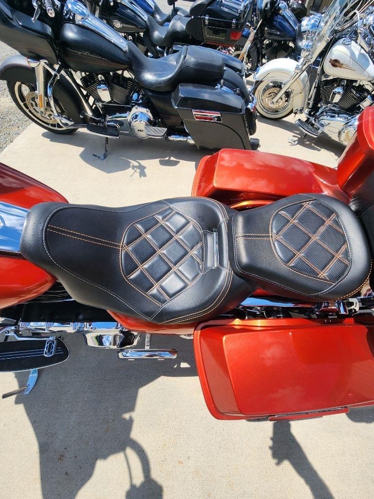 Harley-Davidson Street Glide  2011