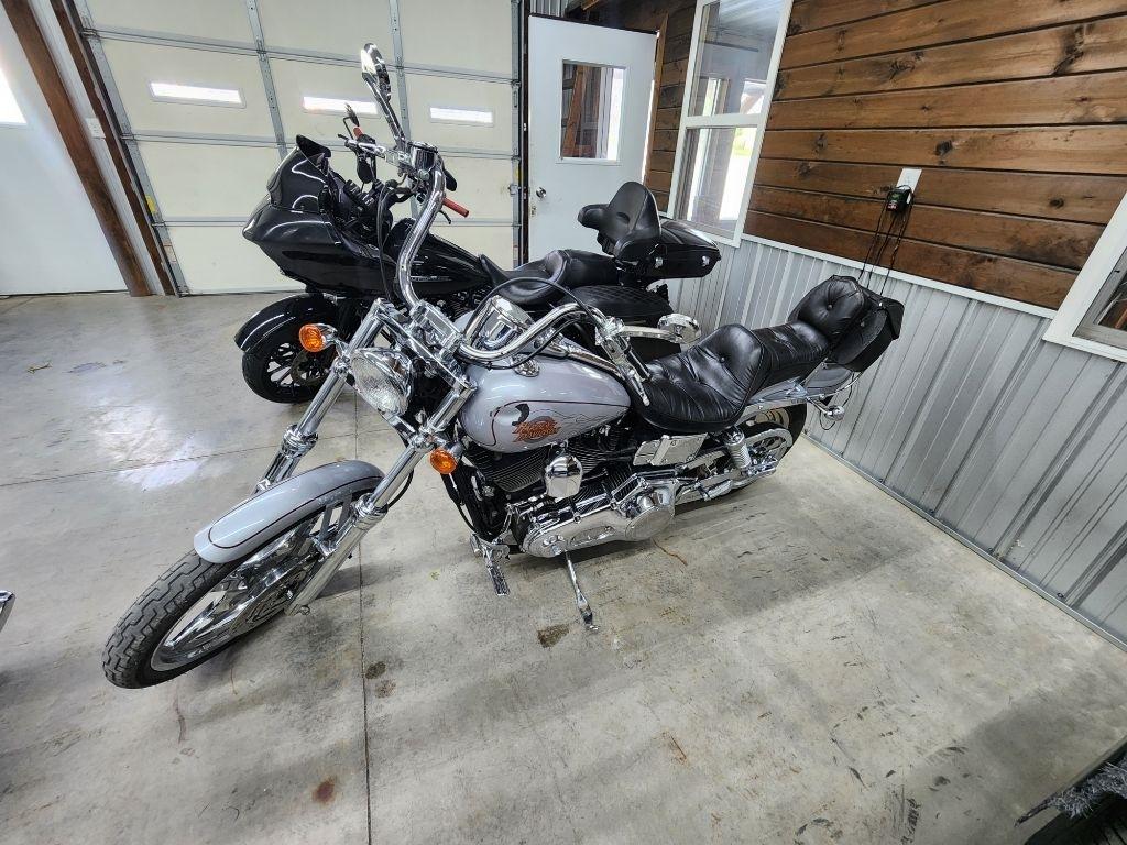 Harley-Davidson FXDWG  2001
