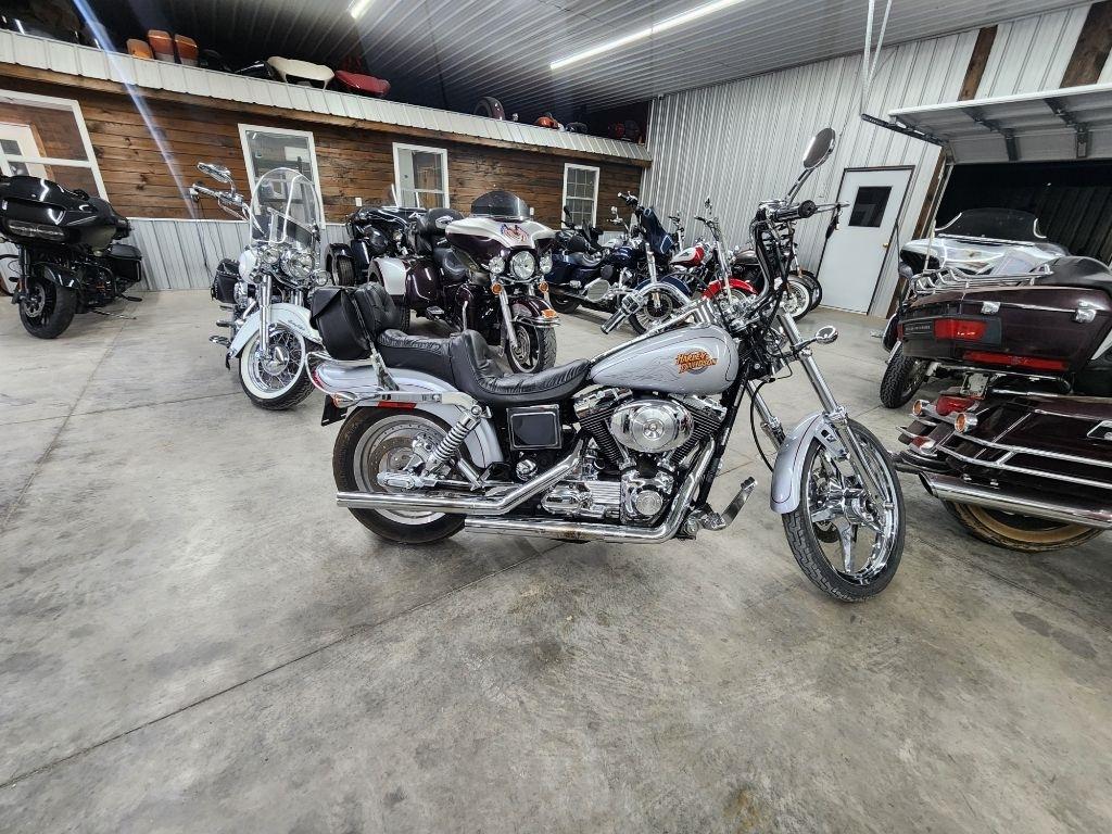 Harley-Davidson FXDWG  2001