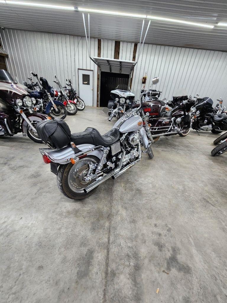 Harley-Davidson FXDWG  2001