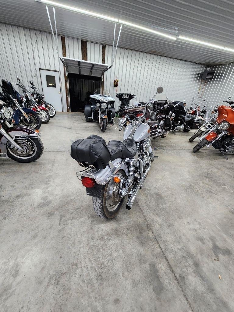 Harley-Davidson FXDWG  2001