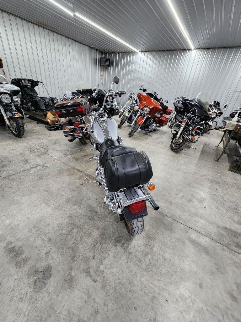 Harley-Davidson FXDWG  2001