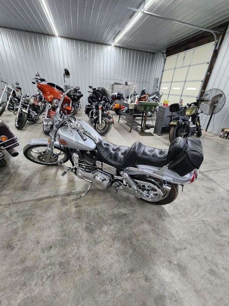 Harley-Davidson FXDWG  2001