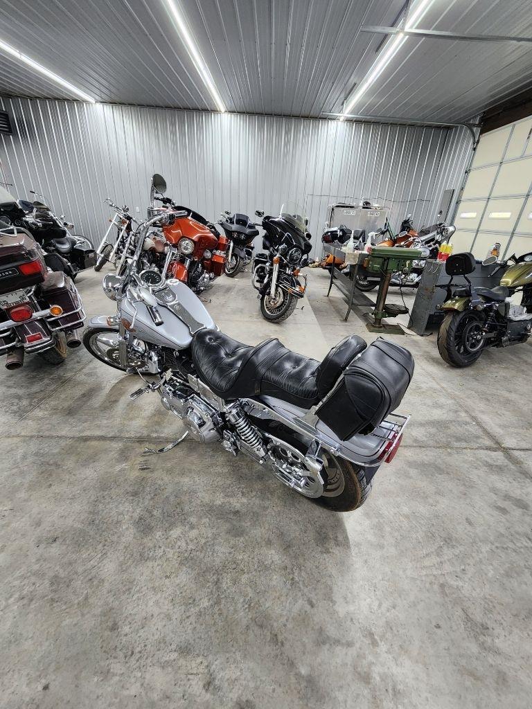 Harley-Davidson FXDWG  2001