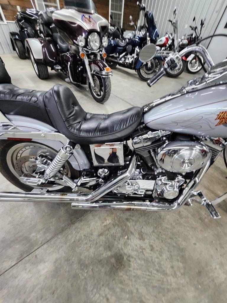 Harley-Davidson FXDWG  2001