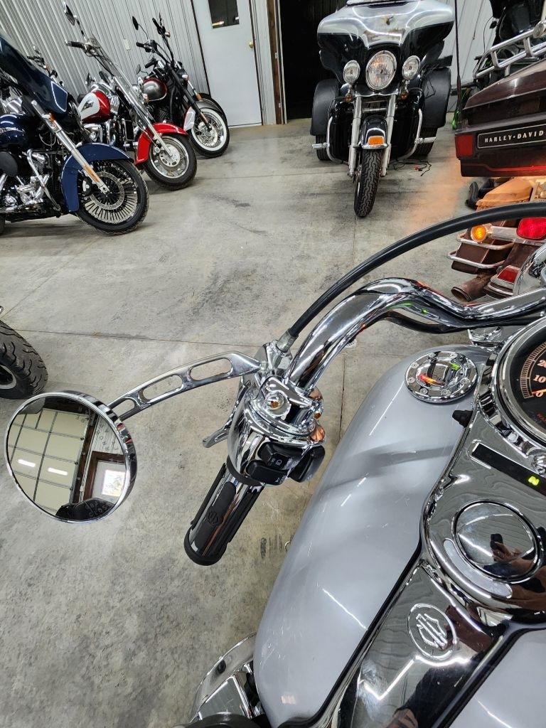 Harley-Davidson FXDWG  2001