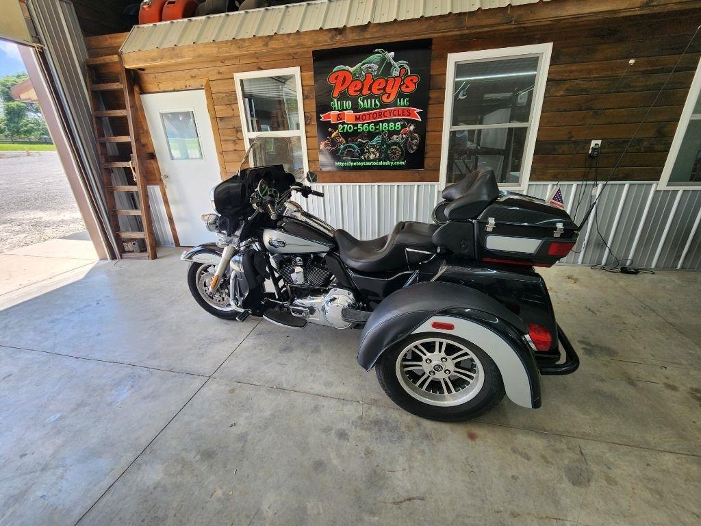 Harley-Davidson Tri Glide Ultra Classic  2013