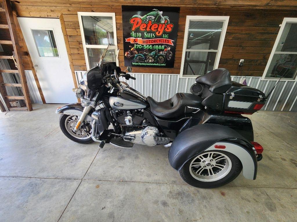 Harley-Davidson Tri Glide Ultra Classic  2013