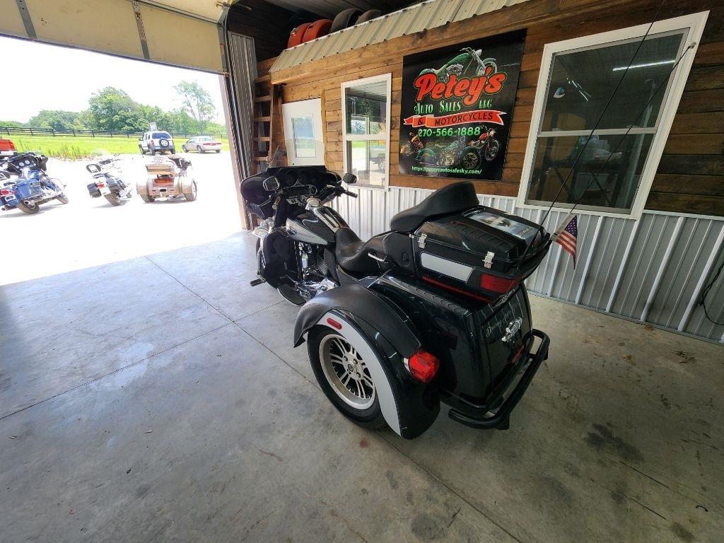 Harley-Davidson Tri Glide Ultra Classic  2013