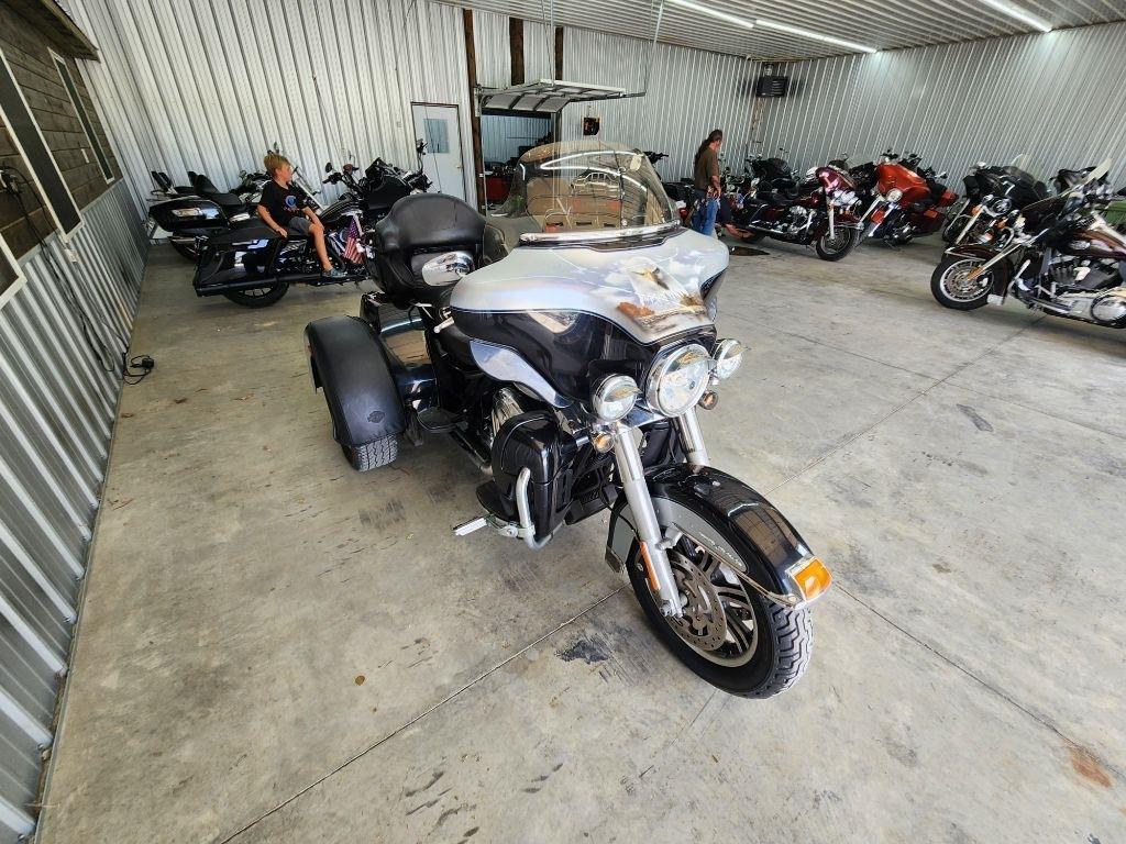 Harley-Davidson Tri Glide Ultra Classic  2013
