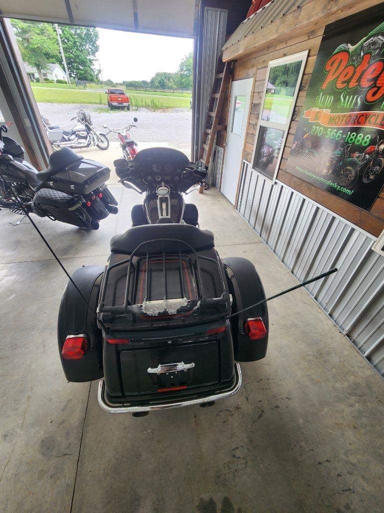 Harley-Davidson Tri Glide Ultra  2011
