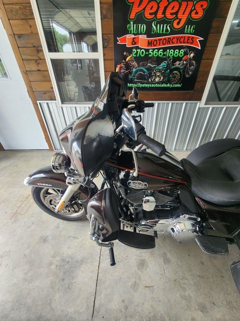 Harley-Davidson Tri Glide Ultra  2011
