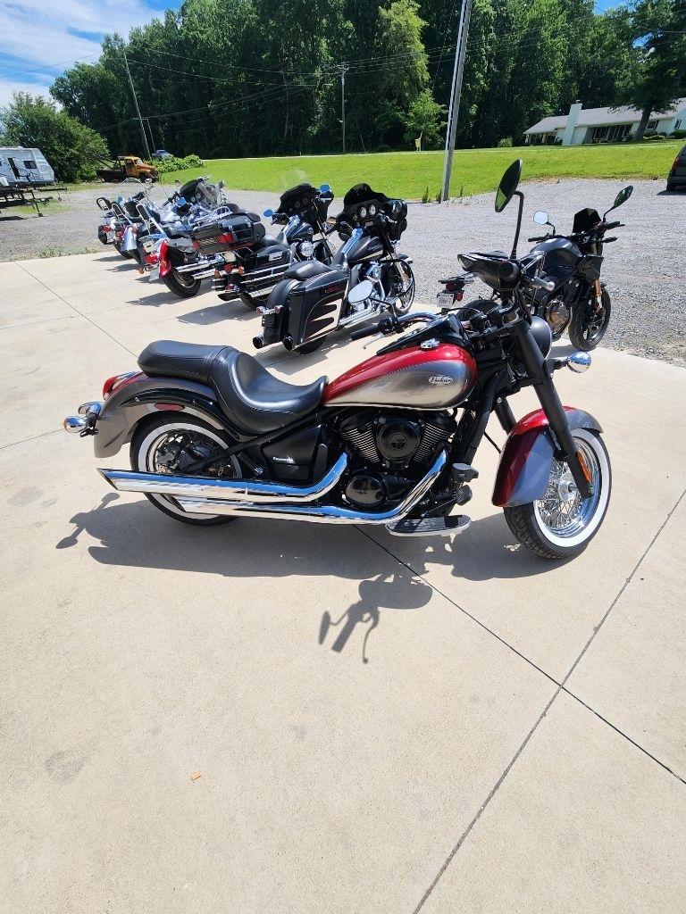 Kawasaki Vulcan 900 Classic  2016
