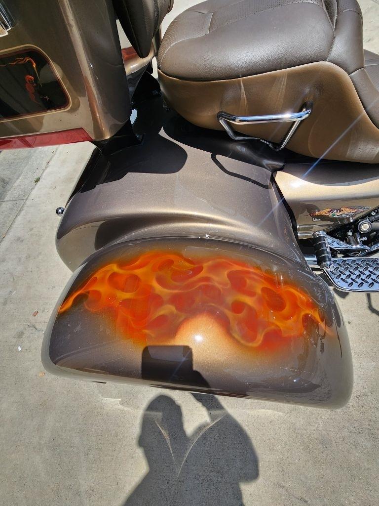 Harley-Davidson FLHTCI  2005