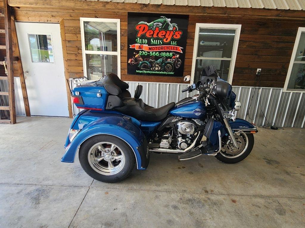 Harley-Davidson FLHTCUI  2006