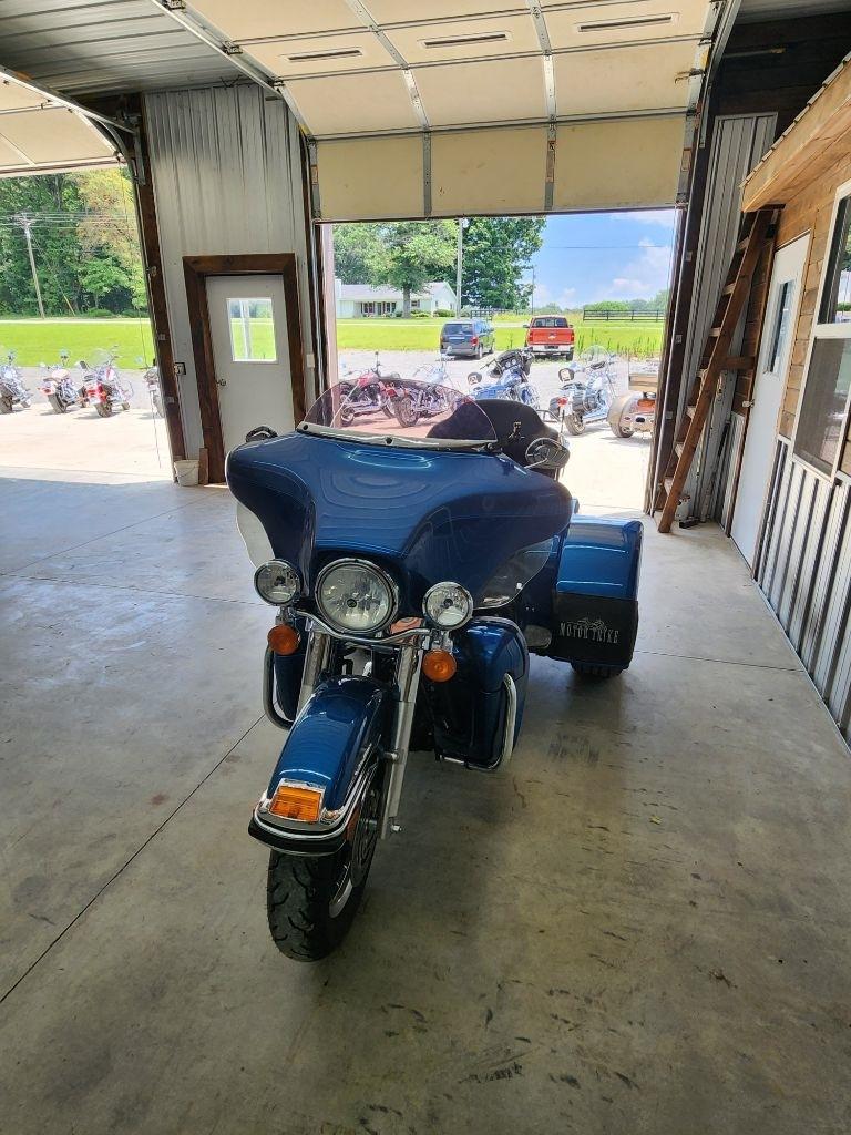 Harley-Davidson FLHTCUI  2006