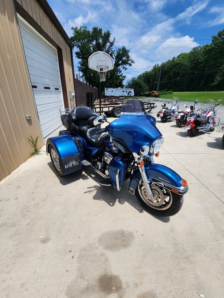 Harley-Davidson FLHTCUI  2006