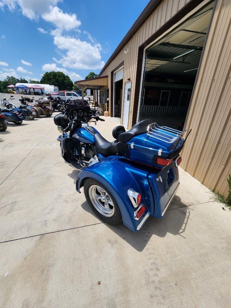 Harley-Davidson FLHTCUI  2006