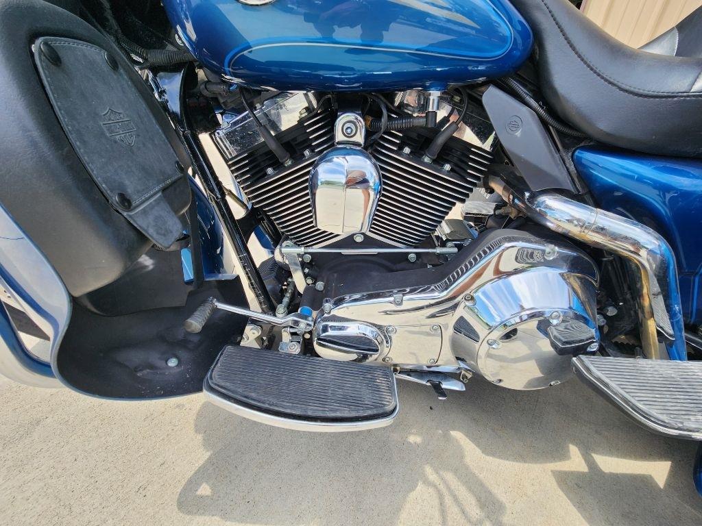 Harley-Davidson FLHTCUI  2006