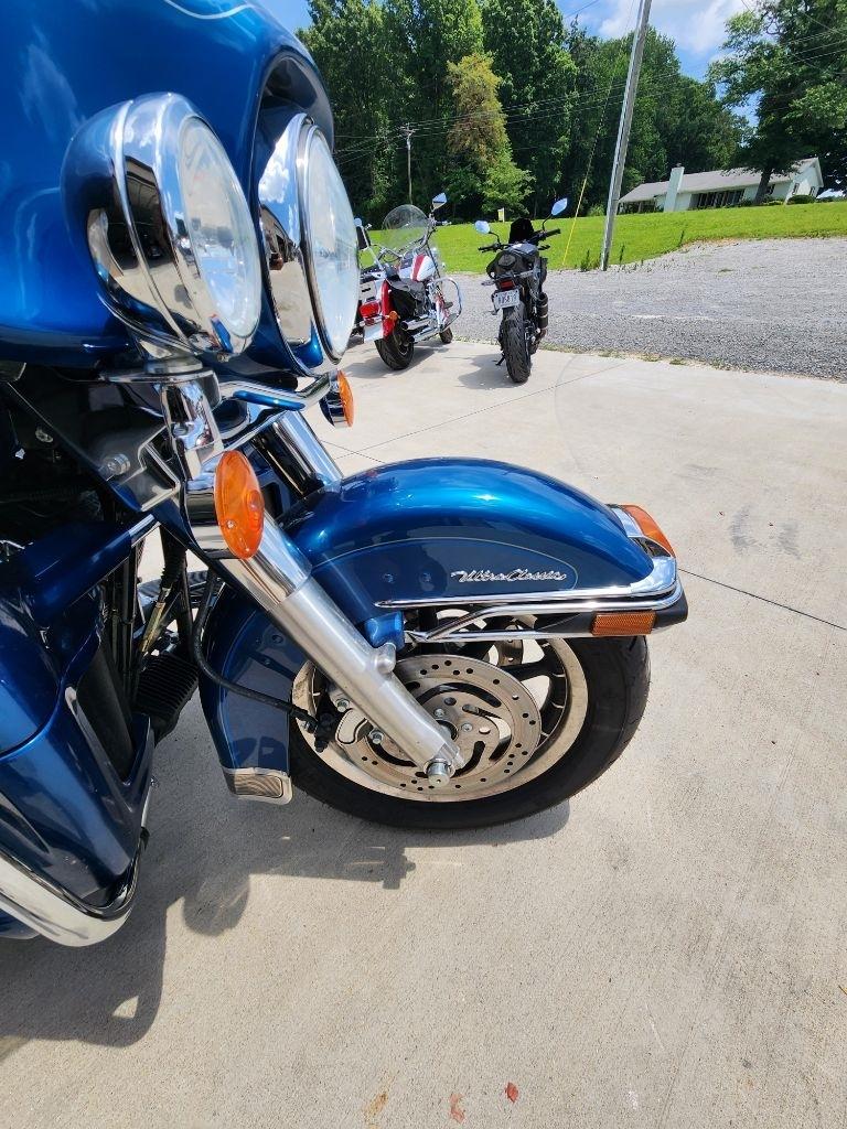 Harley-Davidson FLHTCUI  2006