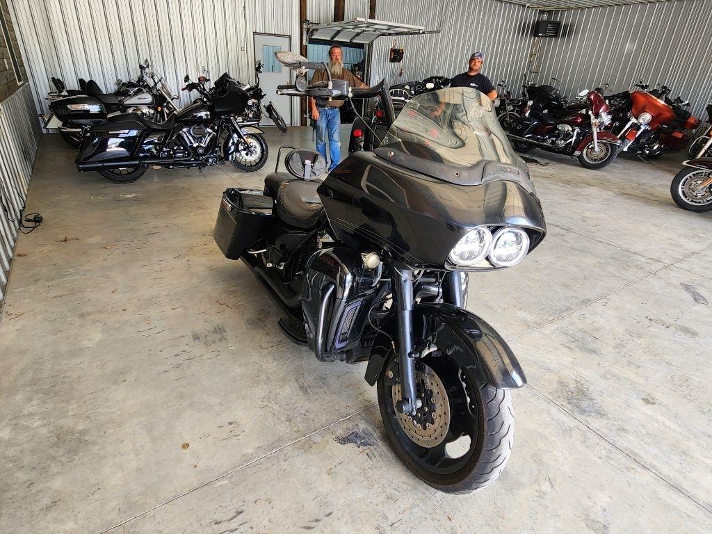 Harley-Davidson Road Glide Custom  2012