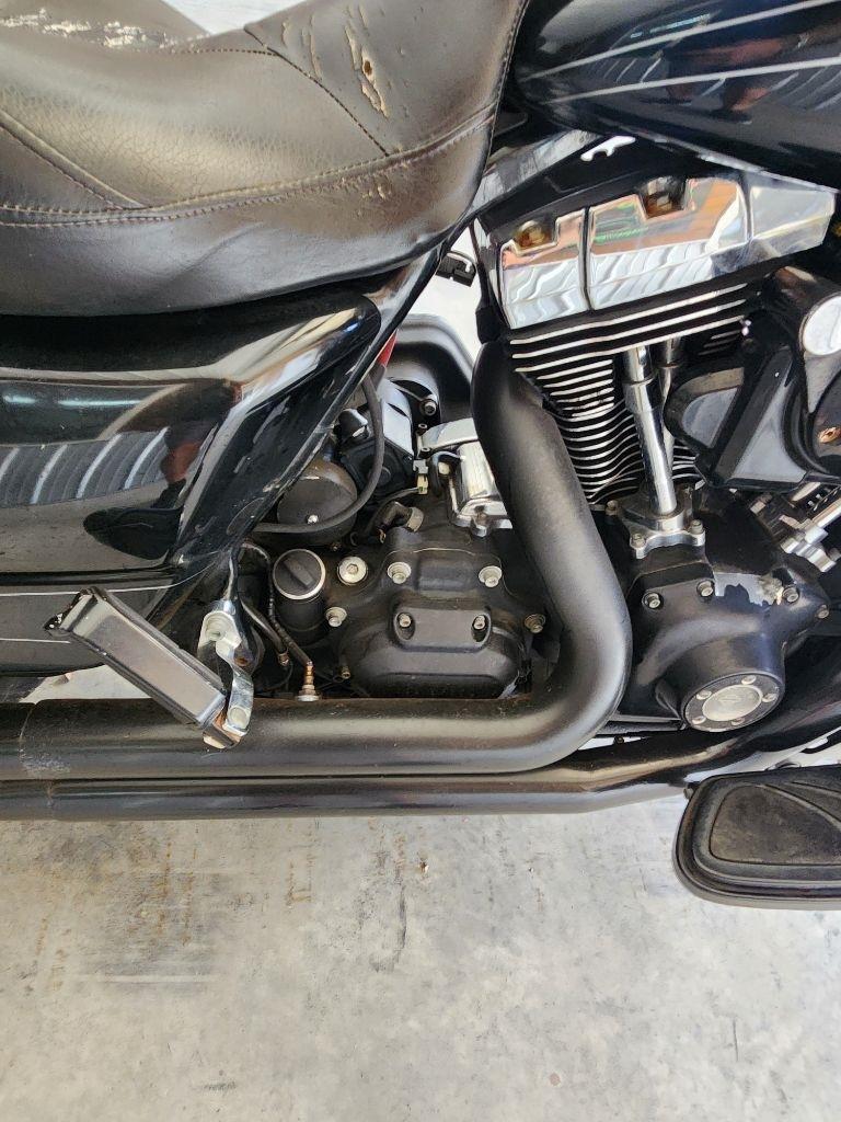 Harley-Davidson Road Glide Custom  2012