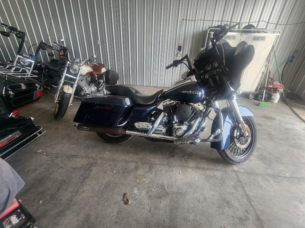 Harley-Davidson FLHTCU  2008