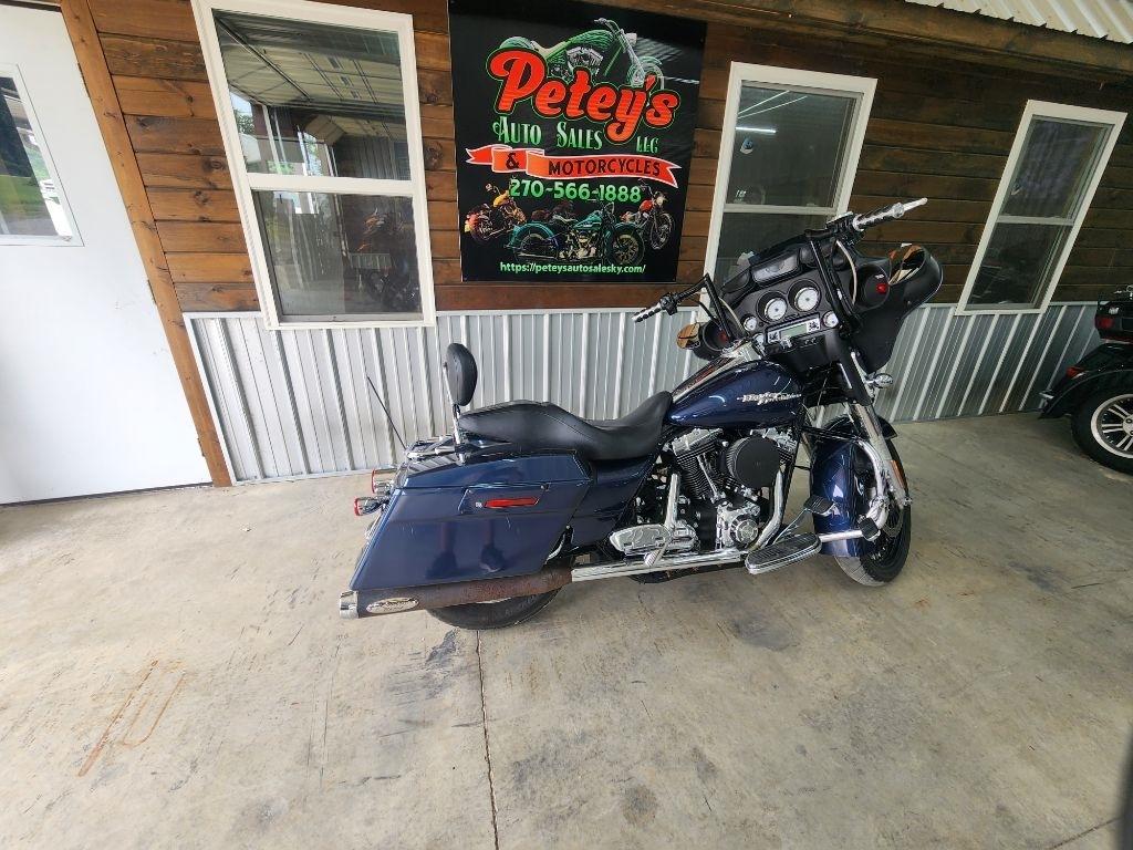 Harley-Davidson FLHTCU  2008
