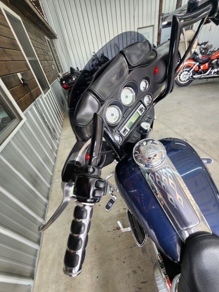 Harley-Davidson FLHTCU  2008