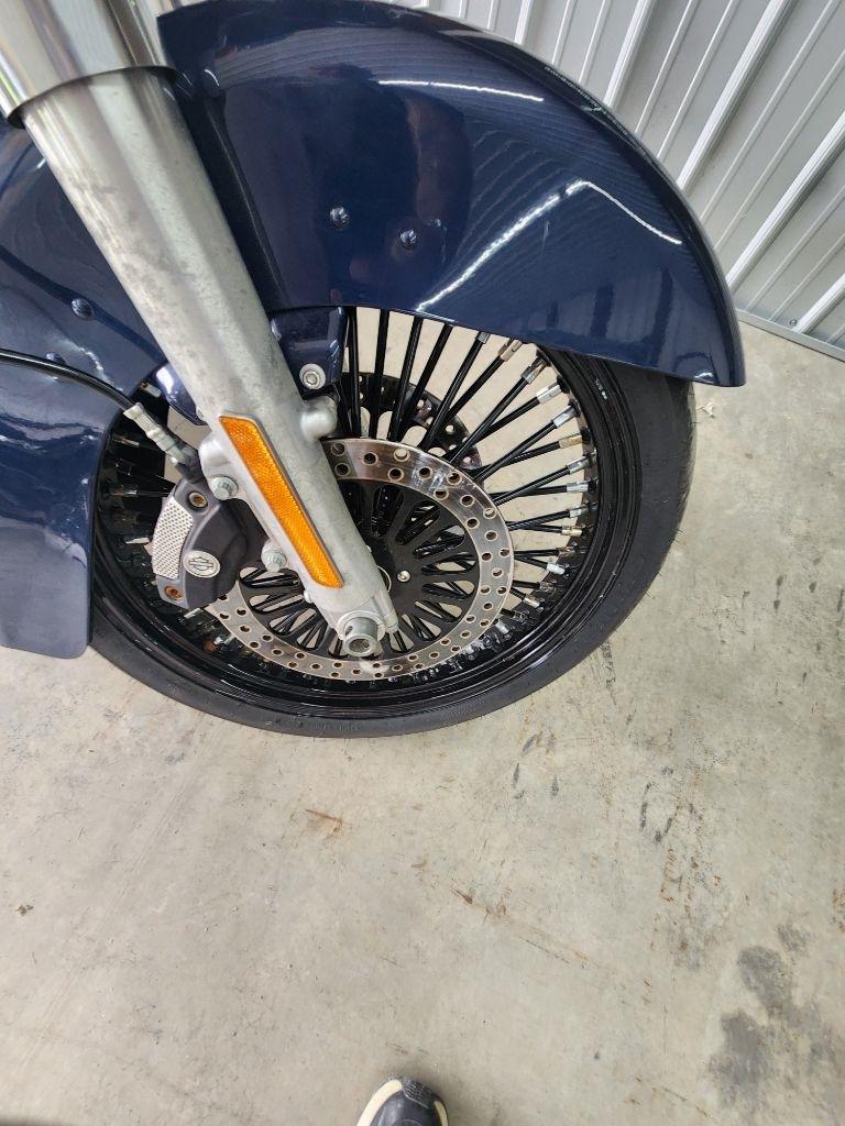 Harley-Davidson FLHTCU  2008