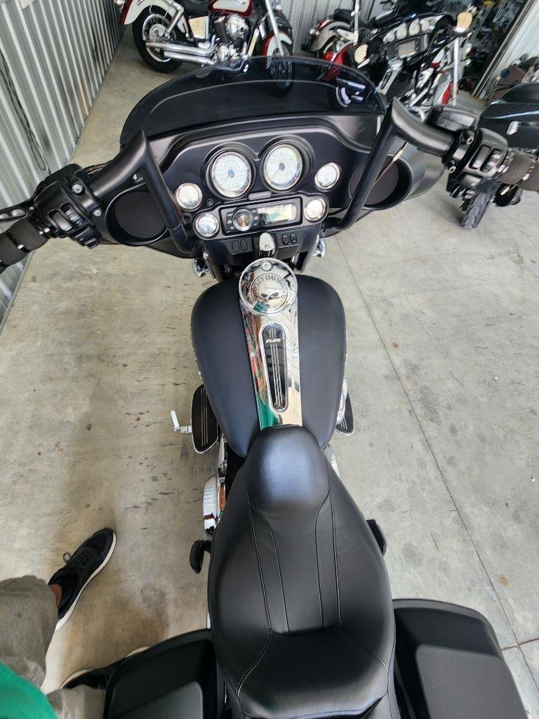 Harley-Davidson Street Glide  2013