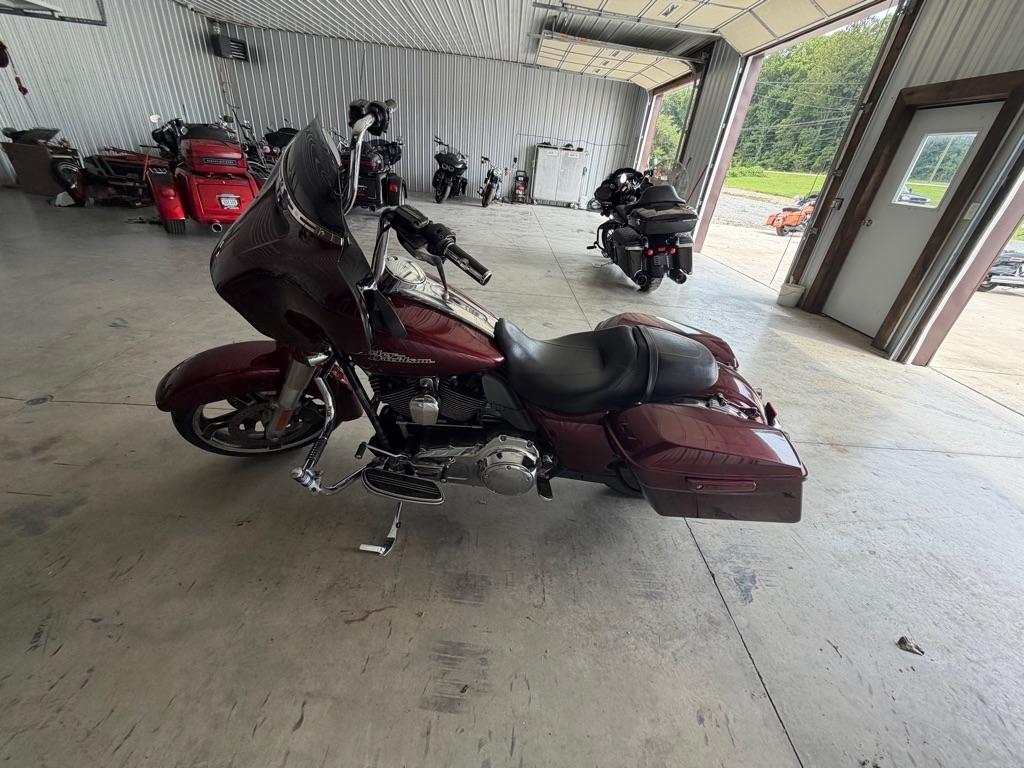 Harley-Davidson Street Glide  2014