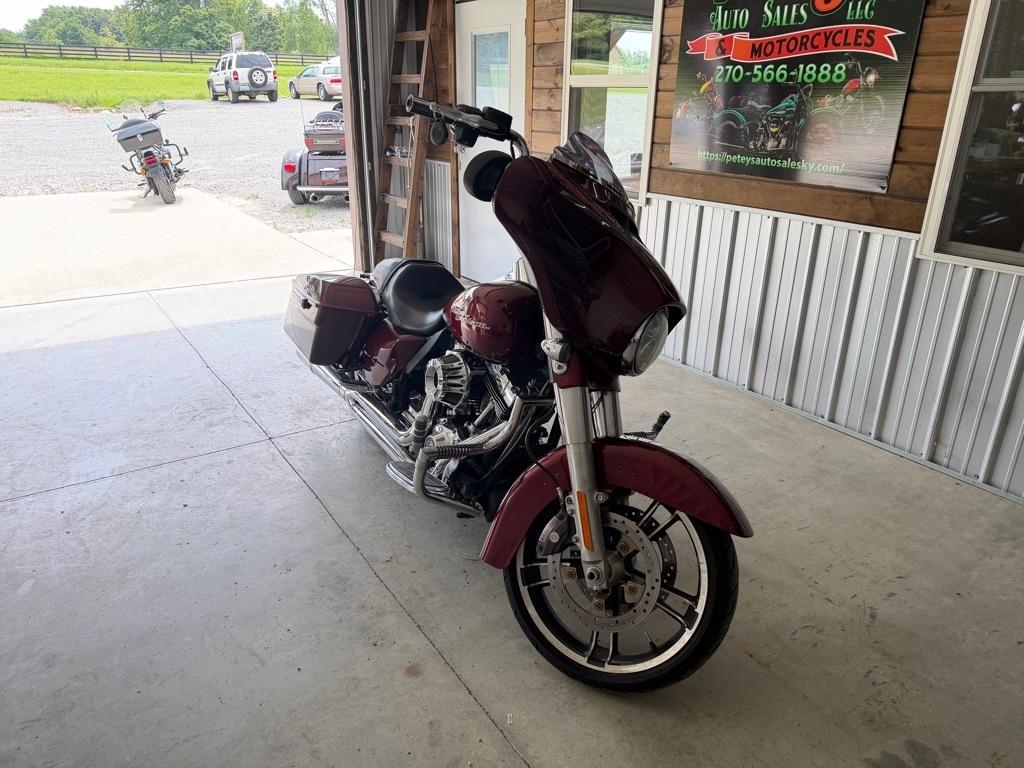 Harley-Davidson Street Glide  2014