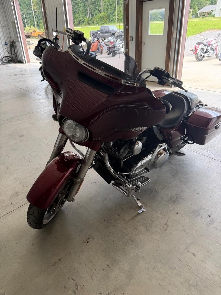 Harley-Davidson Street Glide  2014