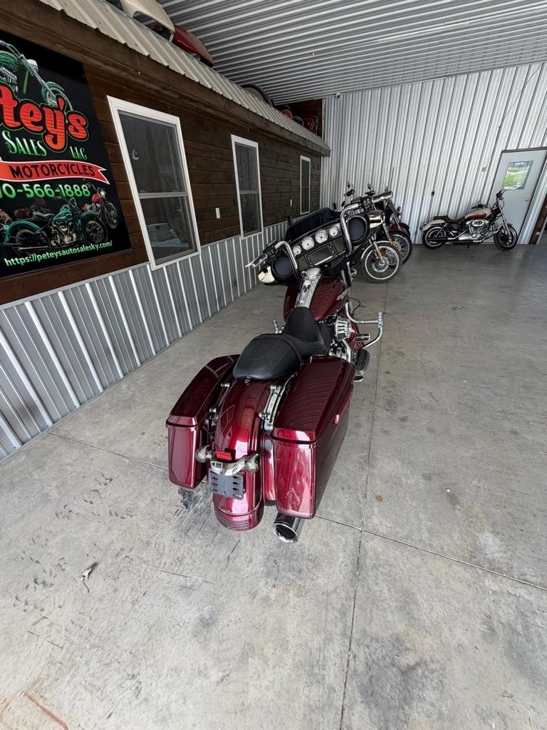 Harley-Davidson Street Glide  2014