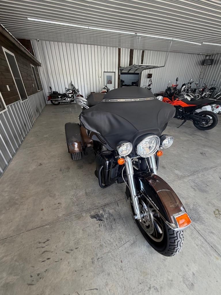 Harley-Davidson FLHTCUTG  2013