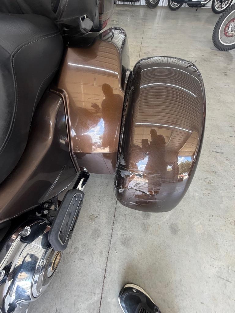 Harley-Davidson FLHTCUTG  2013