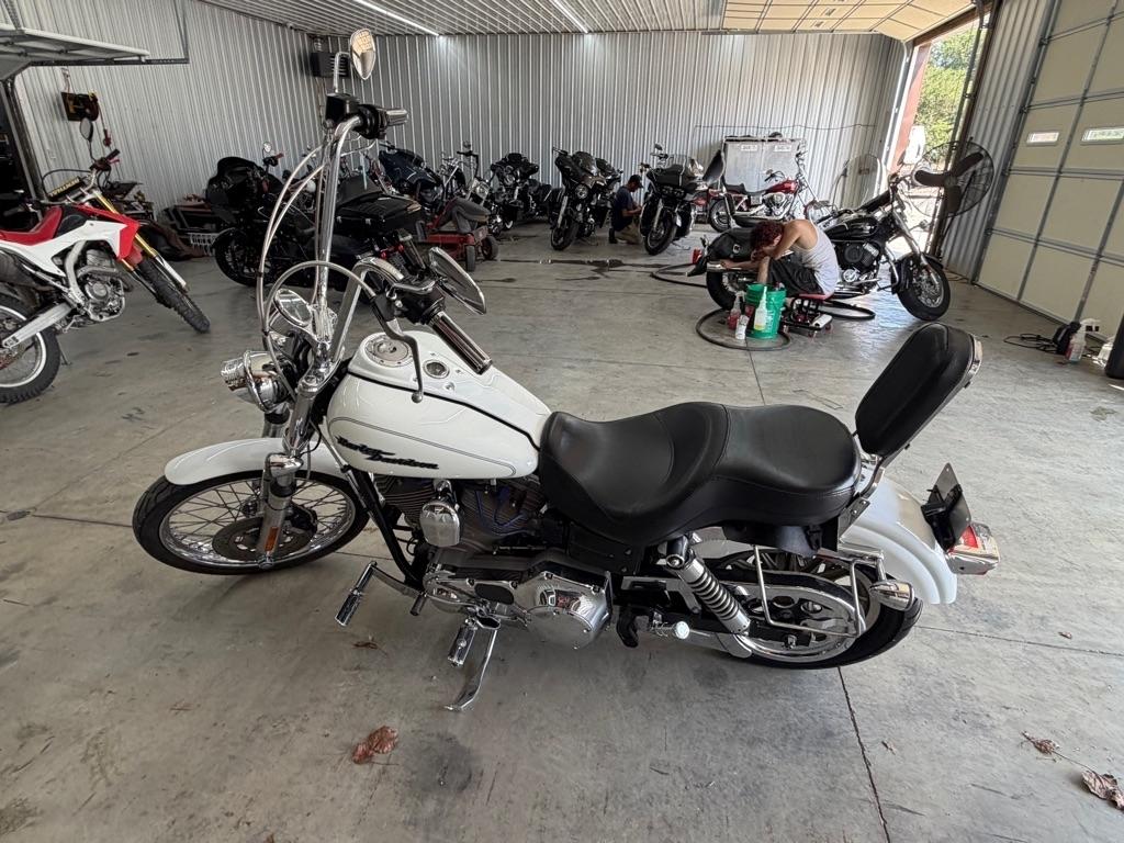 Harley-Davidson Dyna Wide Glide  2005