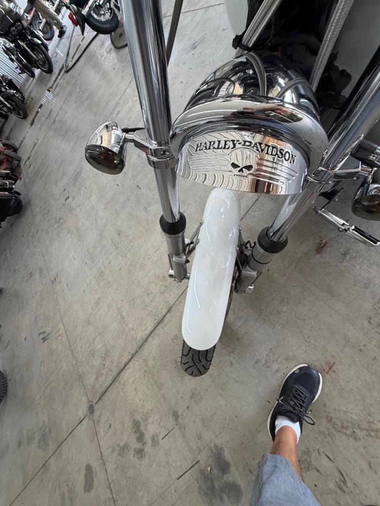 Harley-Davidson Dyna Wide Glide  2005