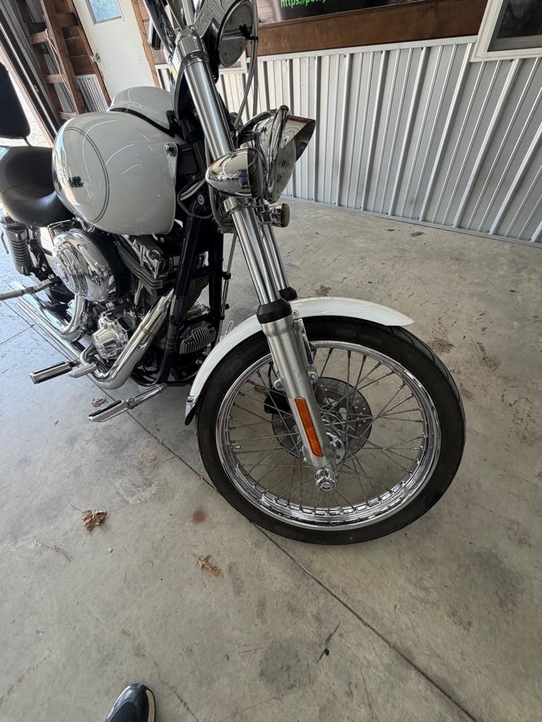 Harley-Davidson Dyna Wide Glide  2005