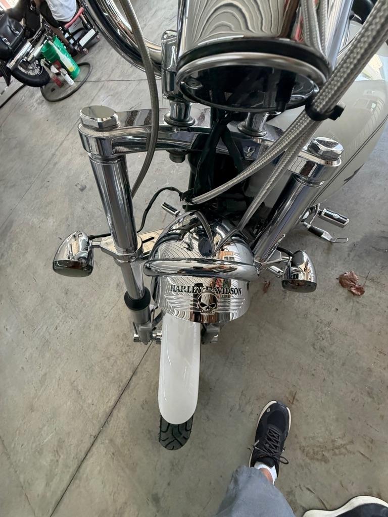 Harley-Davidson Dyna Wide Glide  2005