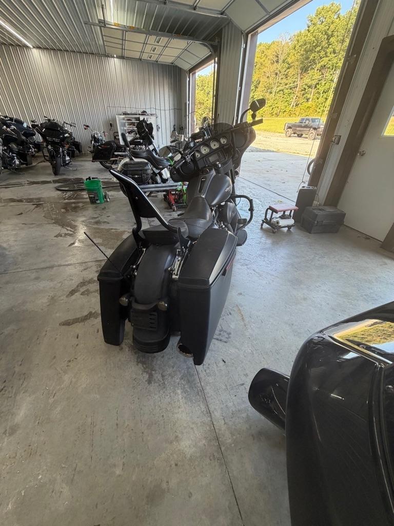 Harley-Davidson FLHX103  2014