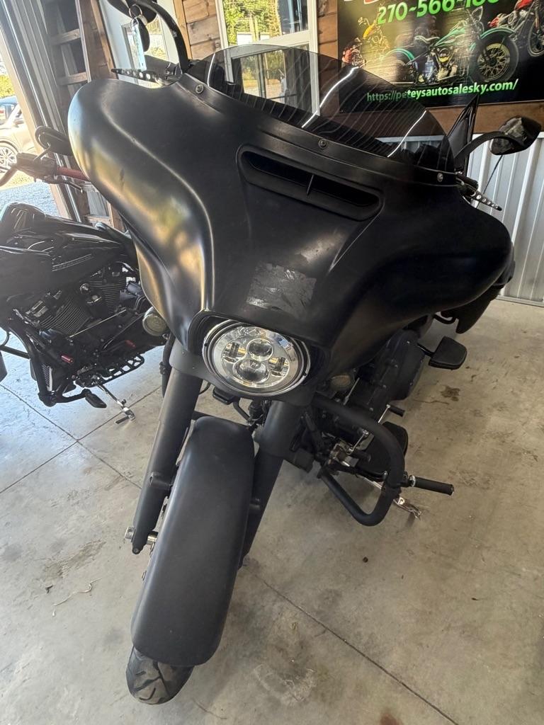 Harley-Davidson FLHX103  2014