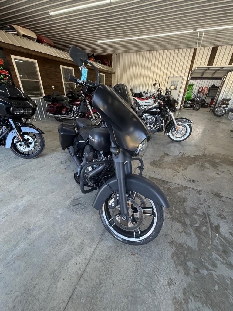 Harley-Davidson FLHX103  2014